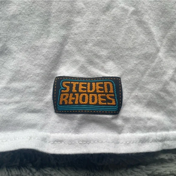 Graphic Tee - Picture 3 of 5